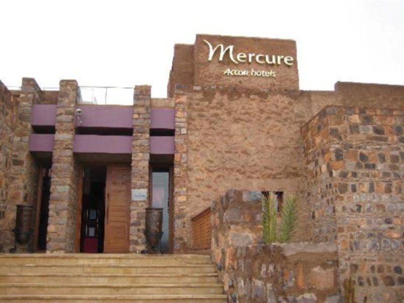 Mercure 우아르자자테 외부 사진
