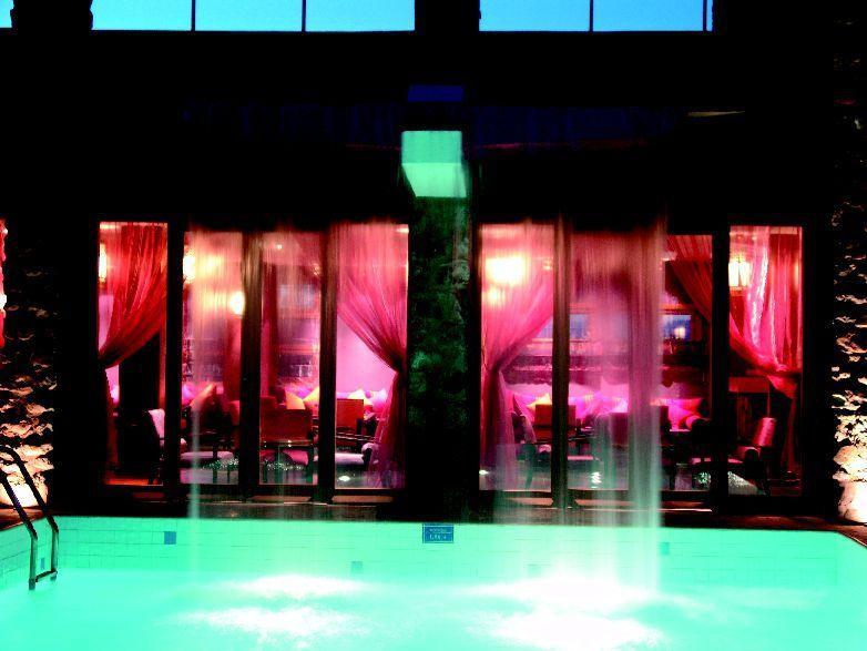 Mercure 우아르자자테 외부 사진